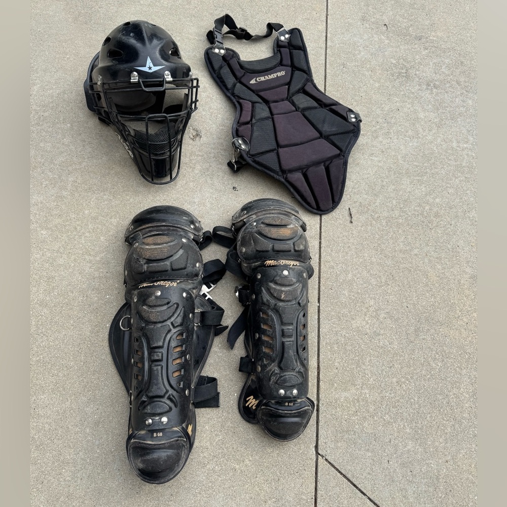 Youth Catcher's Gear Set in Black